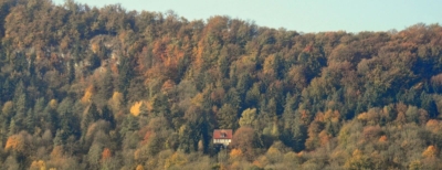 Die Rote Villa Bei Themar im Herbst